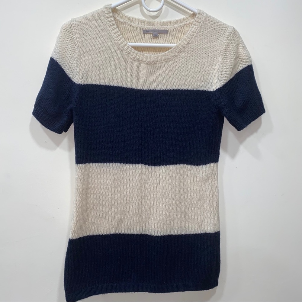 GAP Short Sleeve Sweater